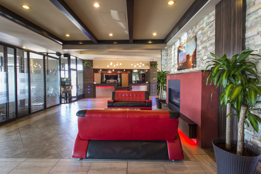 Ramada By Wyndham Edmonton Yellowhead Nw Exterior foto